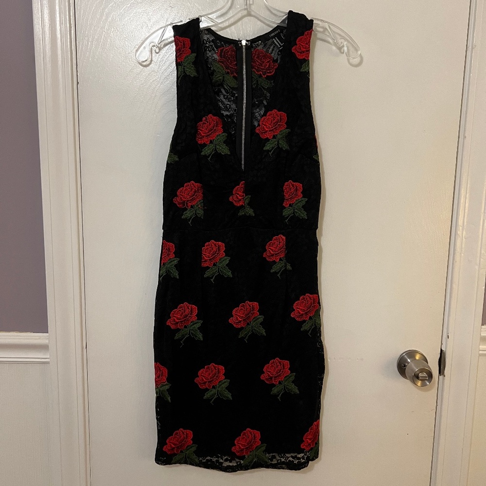 Forever 21 Red Rose Lace Dress